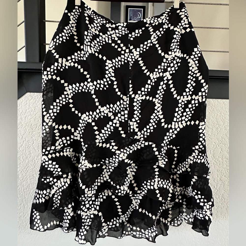 NWT Diana Gallesi Black Ivory Geometric Ruffle Skirt 48 XXL $251